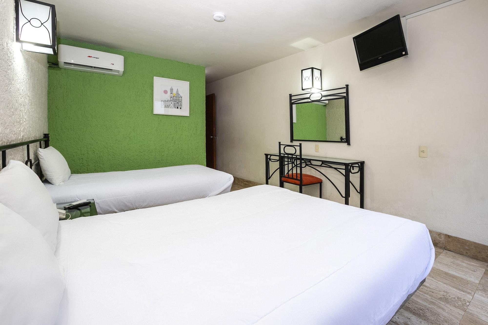 Hotel Arboledas Expo Гвадалахара Экстерьер фото