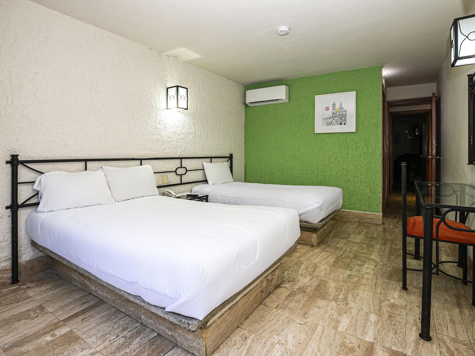 Hotel Arboledas Expo Гвадалахара Экстерьер фото