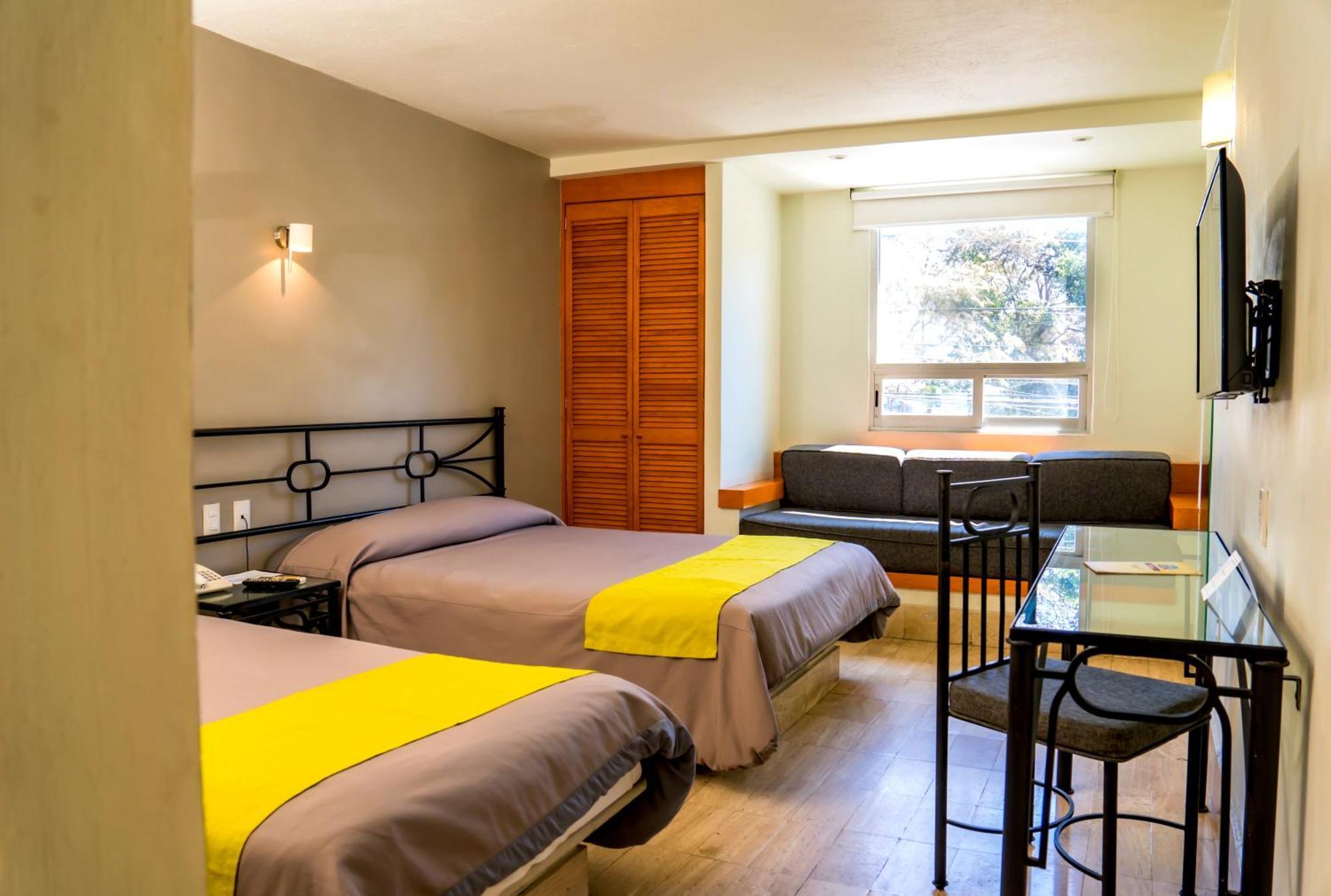 Hotel Arboledas Expo Гвадалахара Экстерьер фото