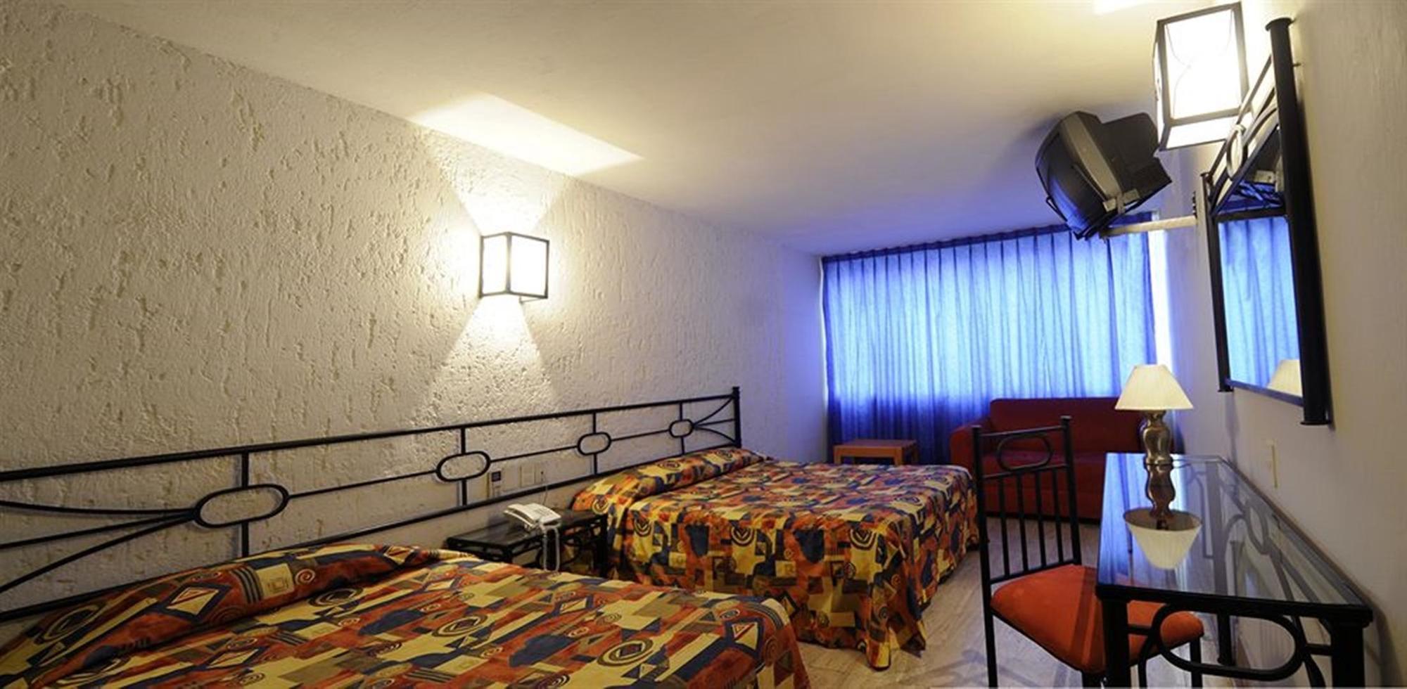 Hotel Arboledas Expo Гвадалахара Экстерьер фото